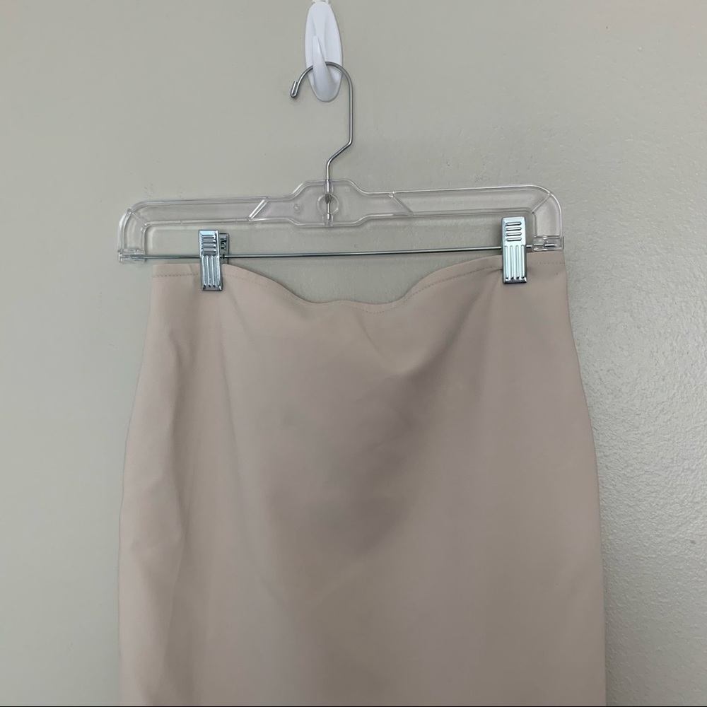St.John Skirt - Picture 3 of 8